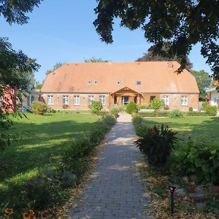 Hotelpension Pfarrhaus Alt Schwerin Zewnętrze zdjęcie