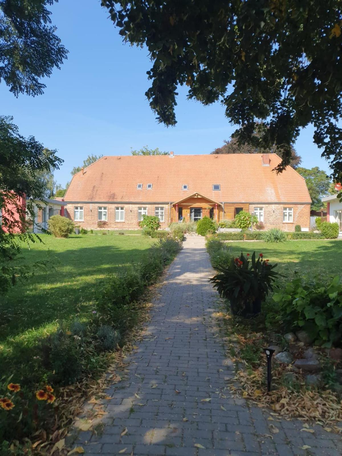 Hotelpension Pfarrhaus Alt Schwerin Zewnętrze zdjęcie